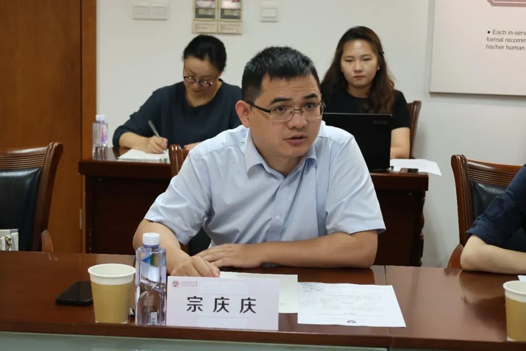 动态 | 不朽情缘评估—上财公管学院企业捐赠仪式顺遂举行