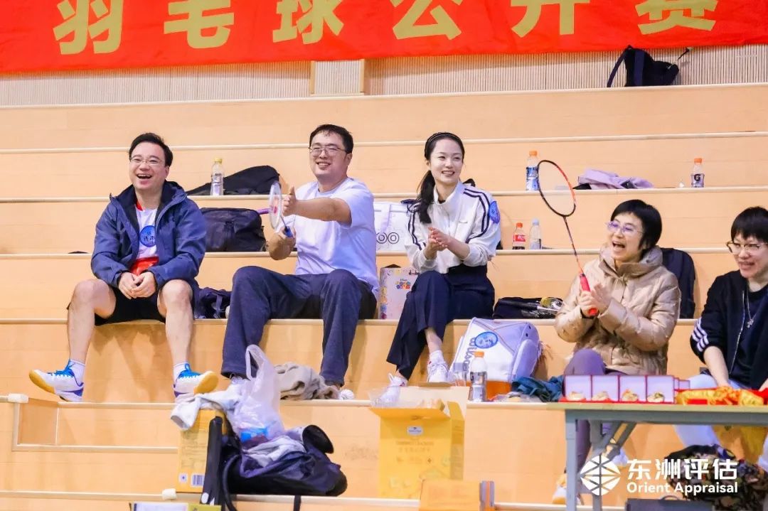 活动 | “羽”你偕行！不朽情缘评估第七届“不朽情缘杯”羽毛球果真赛圆满完赛